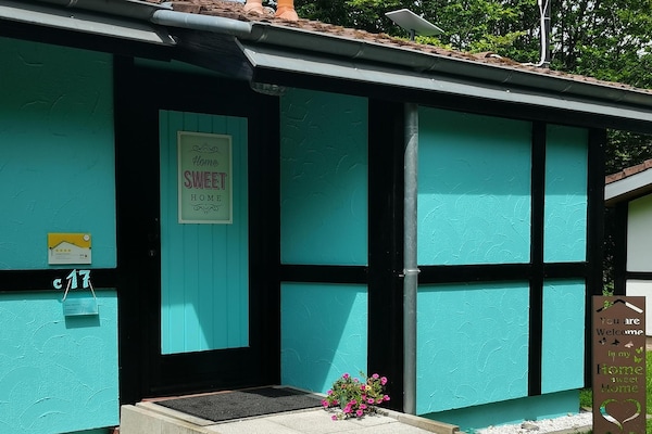 Foto van Vakantiehuis in Duitsland met natuurpracht - Vakantiehuis in Ronshausen - ExteriorSummer