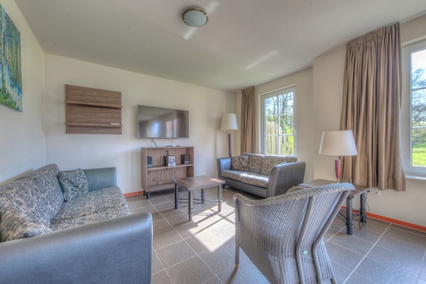 Foto van Villa met sauna en tuin - Vakantiehuis in Bad Bentheim - LivingRoom