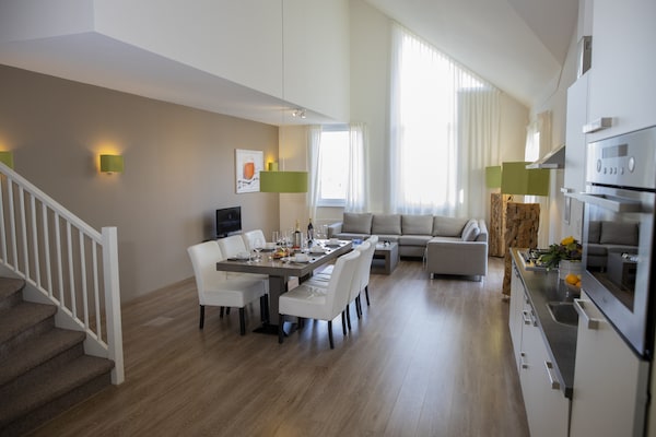 Foto van Modern penthouse met sauna - Vakantiehuis in Heimbach - DiningRoom
