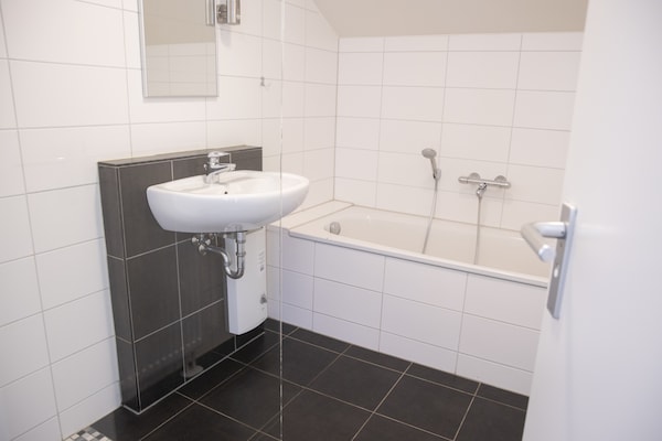 Foto van Modern penthouse met sauna - Vakantiehuis in Heimbach - BathRoom