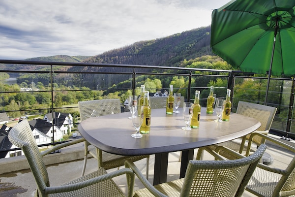 Foto van Modern penthouse met sauna - Vakantiehuis in Heimbach - TerraceBalcony