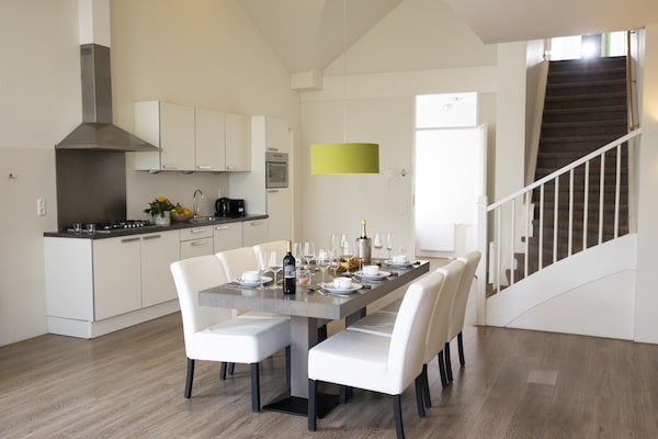 Foto van Modern penthouse met sauna - Vakantiehuis in Heimbach - Kitchen