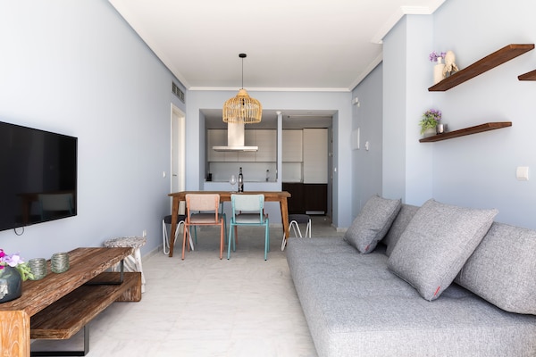 Foto van Chique mediterrane vakantie - Vakantiehuis in El Campello, Alicante - LivingRoom
