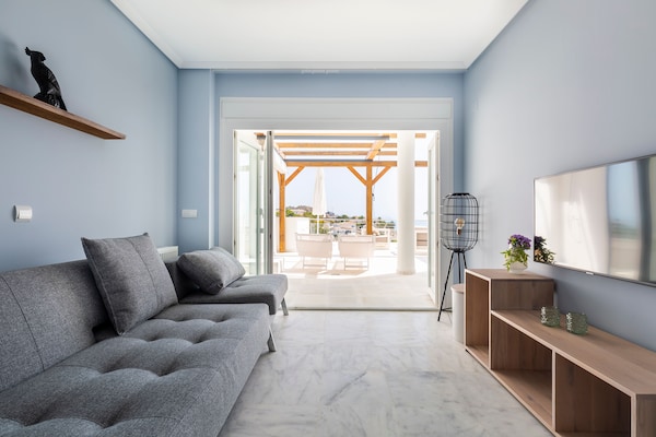 Foto van Chique mediterrane vakantie - Vakantiehuis in El Campello, Alicante - LivingRoom