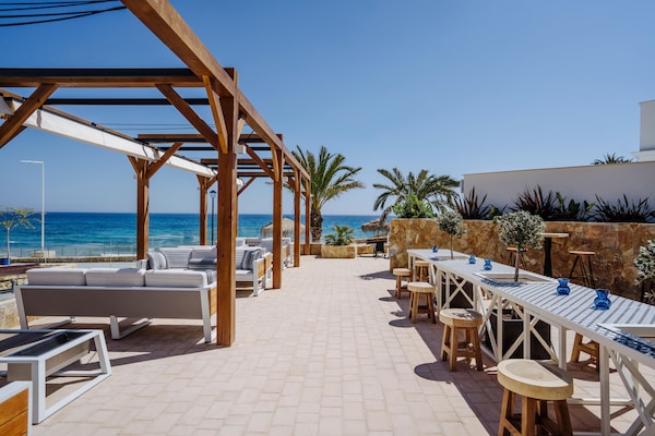 Foto van Chique mediterrane vakantie - Vakantiehuis in El Campello, Alicante - ParkFacilities
