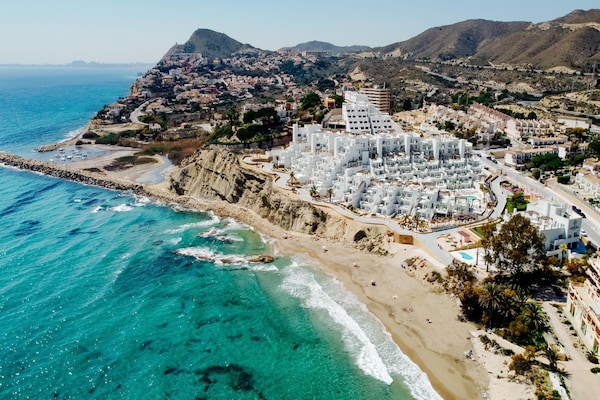 Foto van Chique mediterrane vakantie - Vakantiehuis in El Campello, Alicante - ExteriorSummer