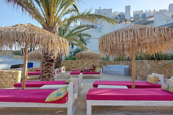 Foto van Stijlvol appartement op de begane grond - Vakantiehuis in El Campello, Alicante - ParkFacilities