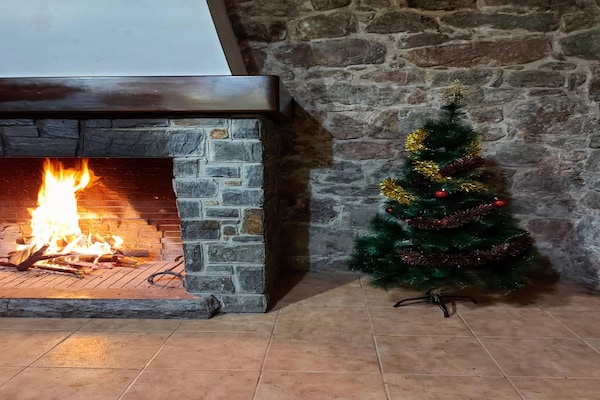 Foto van Luxueus vakantiehuis met zwembad - Vakantiehuis in Sant Salvador de Guardiola - Facilities