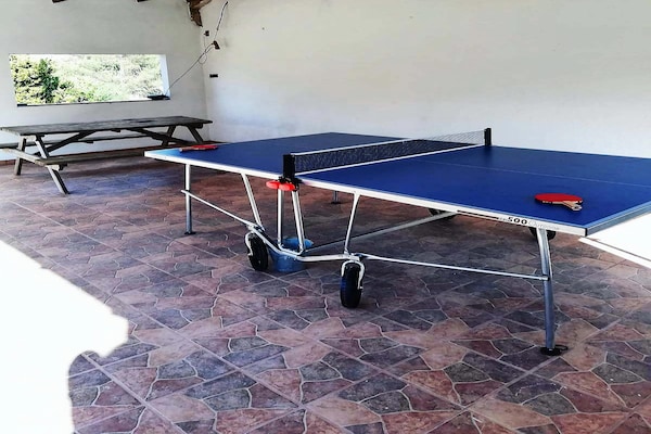 Foto van Luxueus vakantiehuis met zwembad - Vakantiehuis in Sant Salvador de Guardiola - Facilities