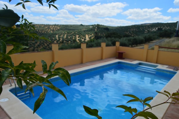 Foto van Villa in Andalusië met privézwembad - Vakantiehuis in Fuentes de Cesna - Ambiance