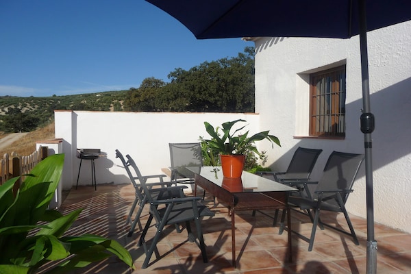 Foto van Villa in Andalusië met privézwembad - Vakantiehuis in Fuentes de Cesna - TerraceBalcony