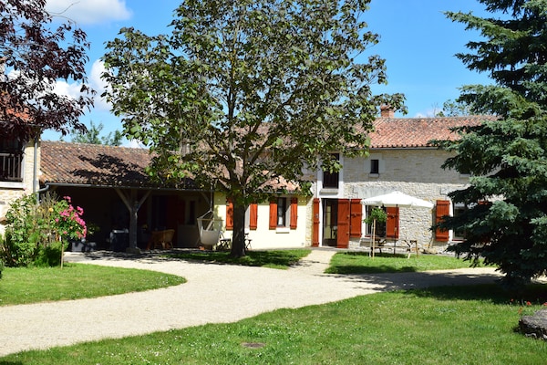 Foto van Vakantiehuis bij Loire-kastelen - Vakantiehuis in Frontenay sur Dive - BathRoom