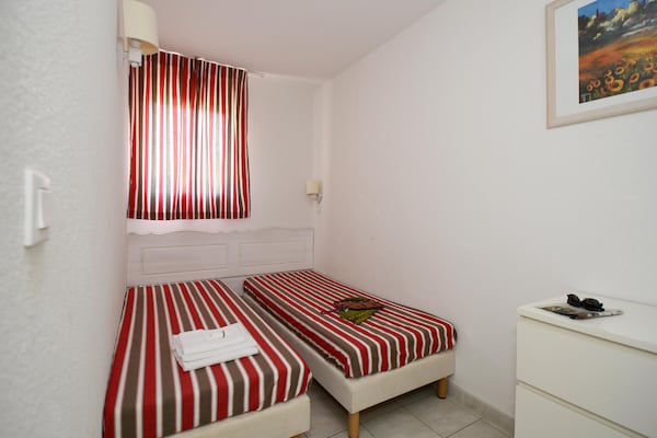 Foto van Gezellig verblijf in de Ardèche - Vakantiehuis in Labastide de virac - BedRoom