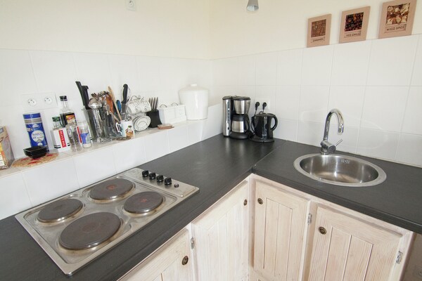 Foto van Romantische Toren in Dordogne met Dakterras - Vakantiehuis in Roussines - Kitchen