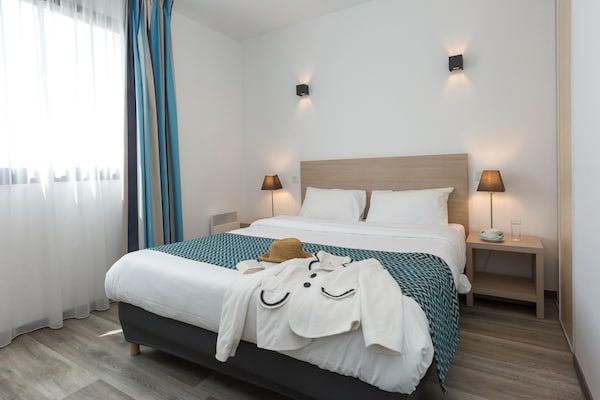Foto van Appartement in La Rochelle bij het strand - Vakantiehuis in La Rochelle - BedRoom
