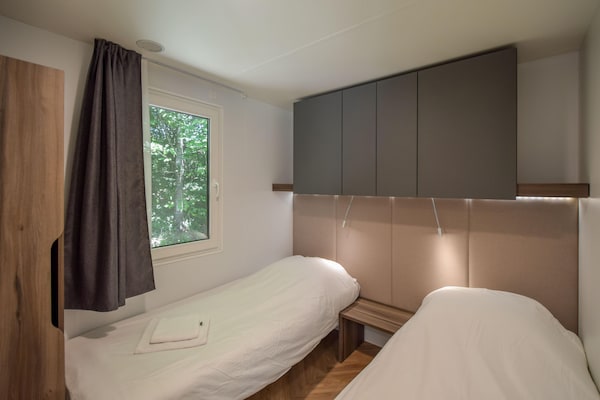 Foto van Dordogne Chalet Dichtbij Bos - Vakantiehuis in St. Medard D'excideuil - BedRoom