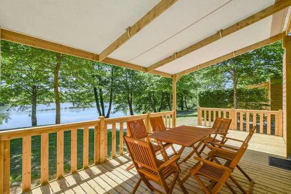 Foto van Dordogne Chalet Dichtbij Bos - Vakantiehuis in St. Medard D'excideuil - TerraceBalcony
