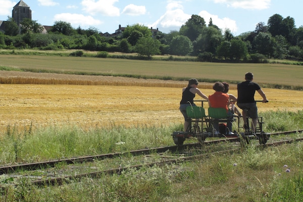 Foto van Huisje op de heuveltop met zwembad - Vakantiehuis in St. Medard D'excideuil - AreaSummer20KM