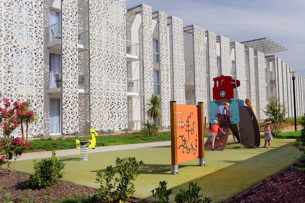 Foto van Ruime vakantiewoning met terras - Vakantiehuis in Cap d'Agde - ParkFacilities