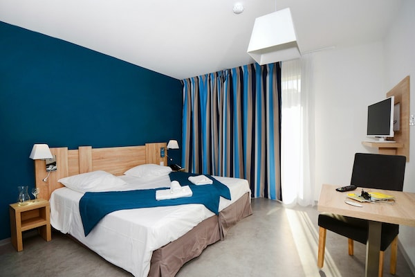 Foto van Ruime vakantiewoning met terras - Vakantiehuis in Cap d'Agde - BedRoom