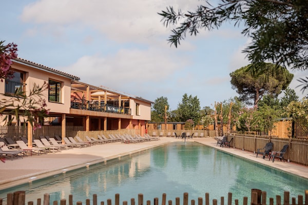 Foto van Chalet in Agde bij Middellandse Zee - Vakantiehuis in Agde - ParkFacilities