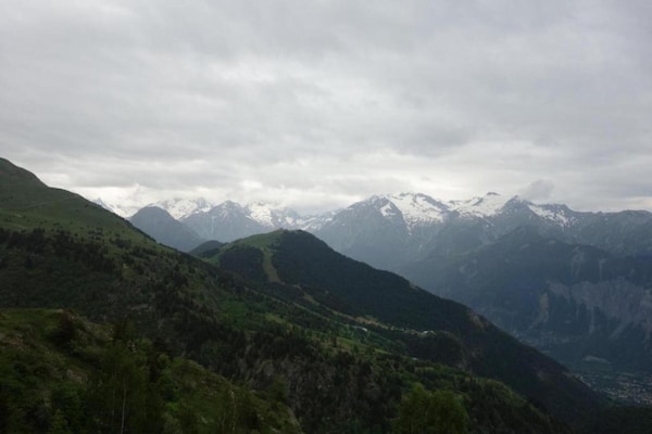 Foto van Appartement in Éclose met Bergzicht - Vakantiehuis in Huez - AreaWinter20KM
