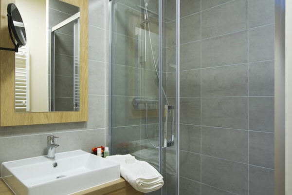 Foto van Appartement in Éclose met Bergzicht - Vakantiehuis in Huez - BathRoom