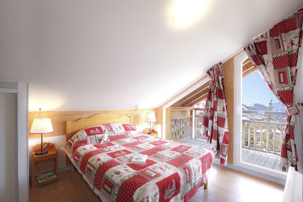 Foto van Veelzijdige appartementen in de Alpen - Vakantiehuis in Les Deux Alpes - BedRoom