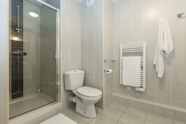 Foto van Appartement in La Baule bij het Strand - Vakantiehuis in PORNICHET - BathRoom