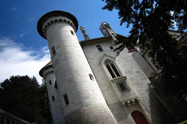 Foto van Huis in Frankrijk met zwembad en uitzicht - Vakantiehuis in Serrieres en Chautagne - ExteriorSummer