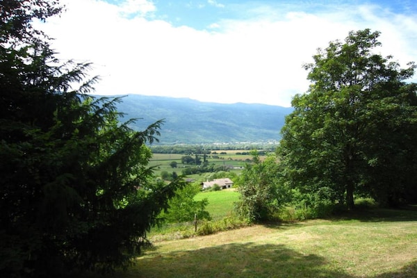 Foto van Huis met zwembad nabij Colombier - Vakantiehuis in Serrieres en Chautagne - ViewSummer