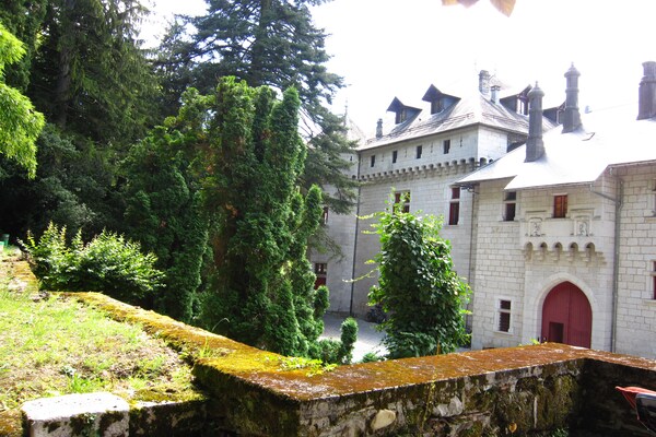 Foto van Huis in de Rhônevallei nabij skigebieden - Vakantiehuis in Serrieres en Chautagne - ExteriorSummer