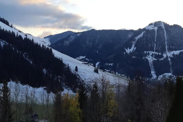 Foto van Chic appartement in chaletstijl - Vakantiehuis in La Clusaz - AreaWinter20KM