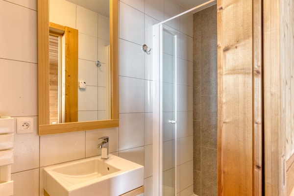 Foto van Gezellig chalet nabij de piste - Vakantiehuis in Arâches-La-Frasse - BathRoom