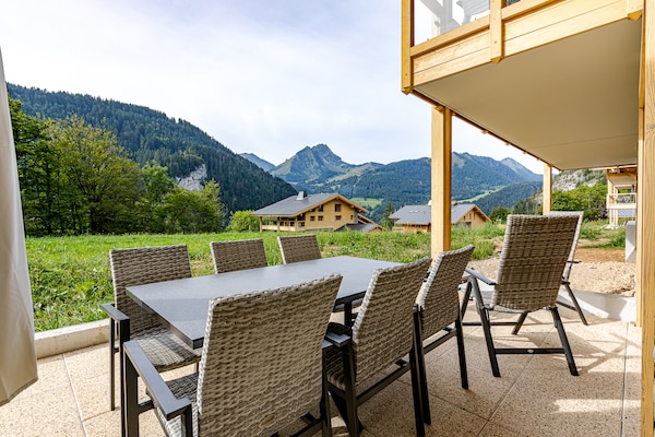 Foto van Zonnig terras en toegang tot de skipistes - Vakantiehuis in Abondance - TerraceBalcony