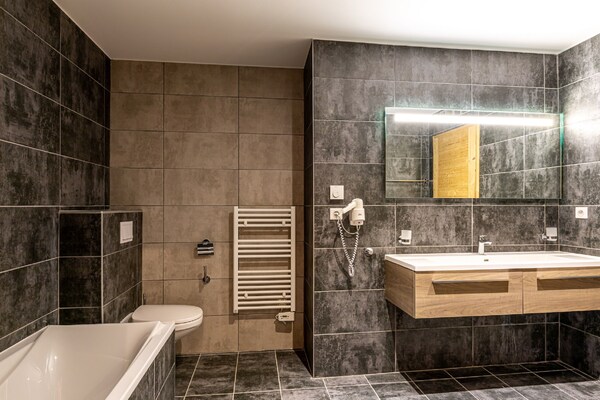 Foto van Charmant Alpen Appartement - Vakantiehuis in Abondance - BathRoom