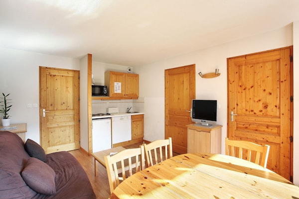 Foto van Alpine Studio met balkon - Vakantiehuis in Morillon les Esserts - LivingRoom