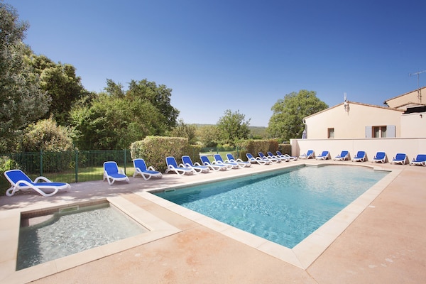 Foto van Zonnig verblijf in Lavendelland - Vakantiehuis in BONNIEUX - PoolOfHouse