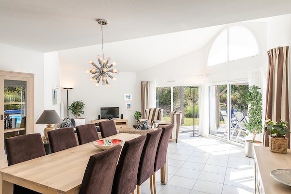 Foto van Villa in Frankrijk met privézwembad - Vakantiehuis in Les Sables d’Olonne - DiningRoom
