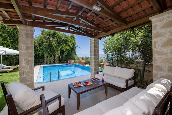 Foto van Kissamos Villa op Kreta - Vakantiehuis in Kissamos - TerraceBalcony