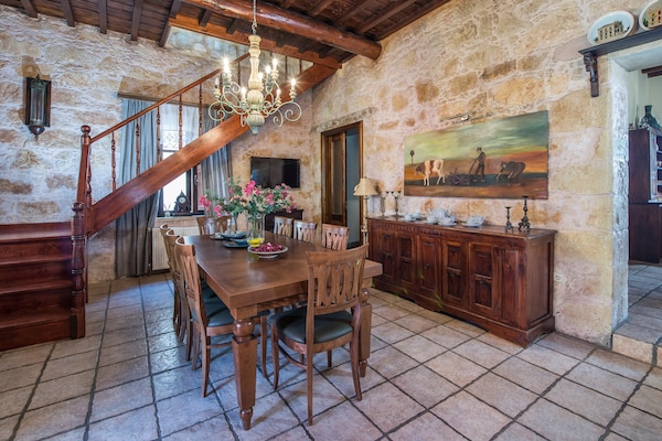 Foto van Kissamos Villa op Kreta - Vakantiehuis in Kissamos - DiningRoom