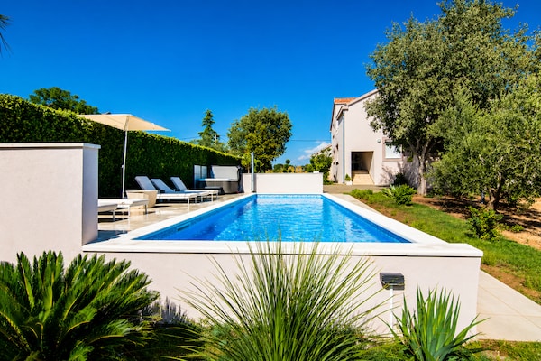 Foto van Vakantie aan zee in Zadar voor 5 personen - Vakantiehuis in Zadar - PoolOfHouse