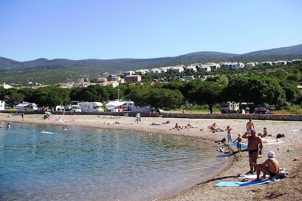 Foto van Huis in Klenovica met resortzwembad - Vakantiehuis in Klenovica - AreaSummer5KM