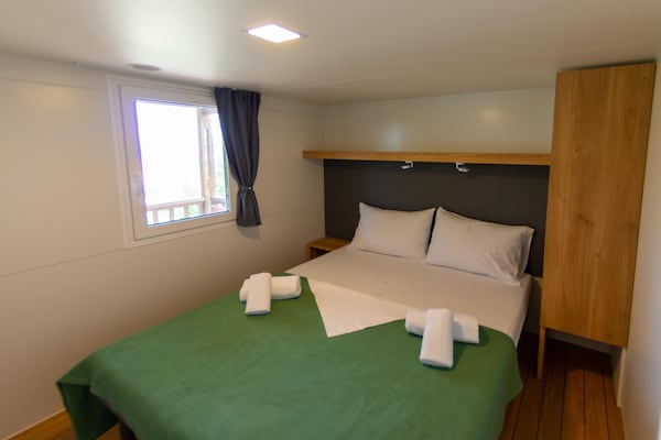 Foto van Huis in Klenovica met resortzwembad - Vakantiehuis in Klenovica - BedRoom