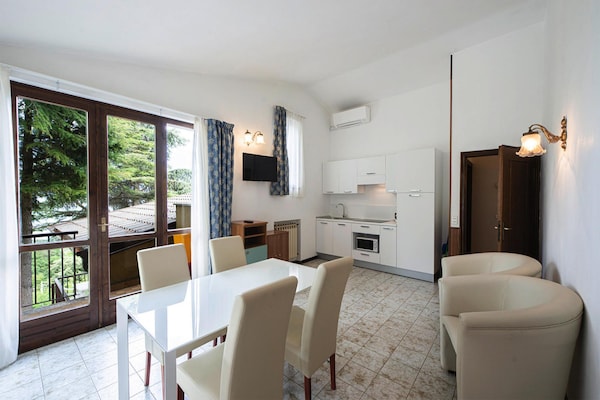 Foto van Appartement in Limone met parkeerplaats - Vakantiehuis in Limone - LivingRoom