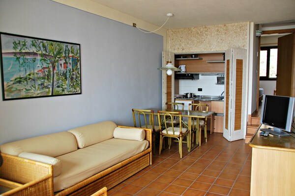 Foto van Appartementen Poiano in Garda met zwembad - Vakantiehuis in Garda - LivingRoom