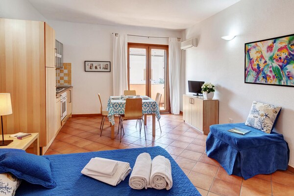 Foto van Appartement aan zee in Gallura - Vakantiehuis in Santa Teresa Gallura (SS) - LivingRoom
