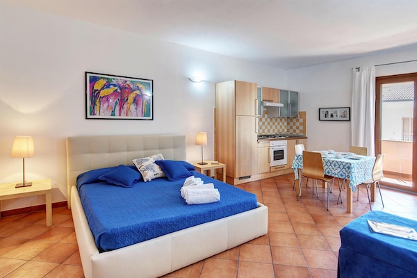 Foto van Appartement aan zee in Gallura - Vakantiehuis in Santa Teresa Gallura (SS) - LivingRoom
