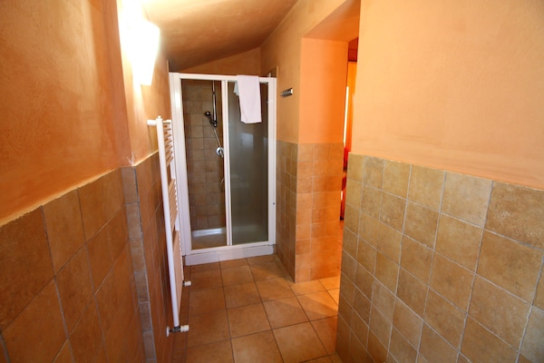 Foto van Boerderij in Montalto bij het strand - Vakantiehuis in Montalto di Castro - BathRoom