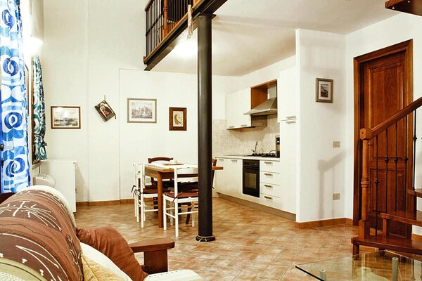 Foto van Appartement in Vinci met zwembad & wellness - Vakantiehuis in Pinete Fucecchio - LivingRoom